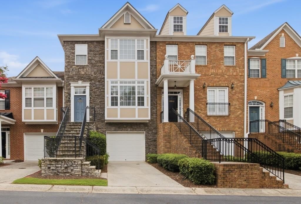 10851 Alderwood Cove – photo 1 of 239