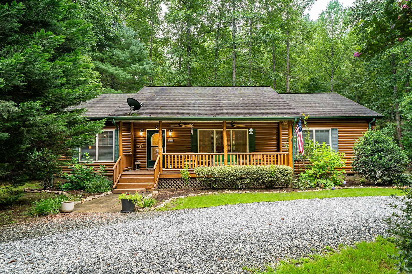 281 Raven Boulevard – photo 1 of 25