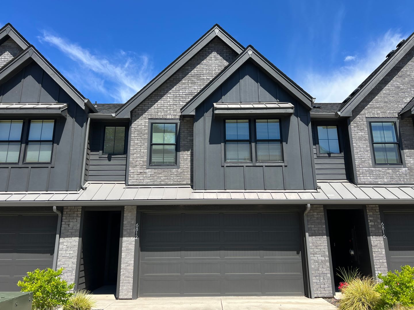 Luxury Townhome for Lease at the Courtyards at Hidden Crest – photo 1 of 44