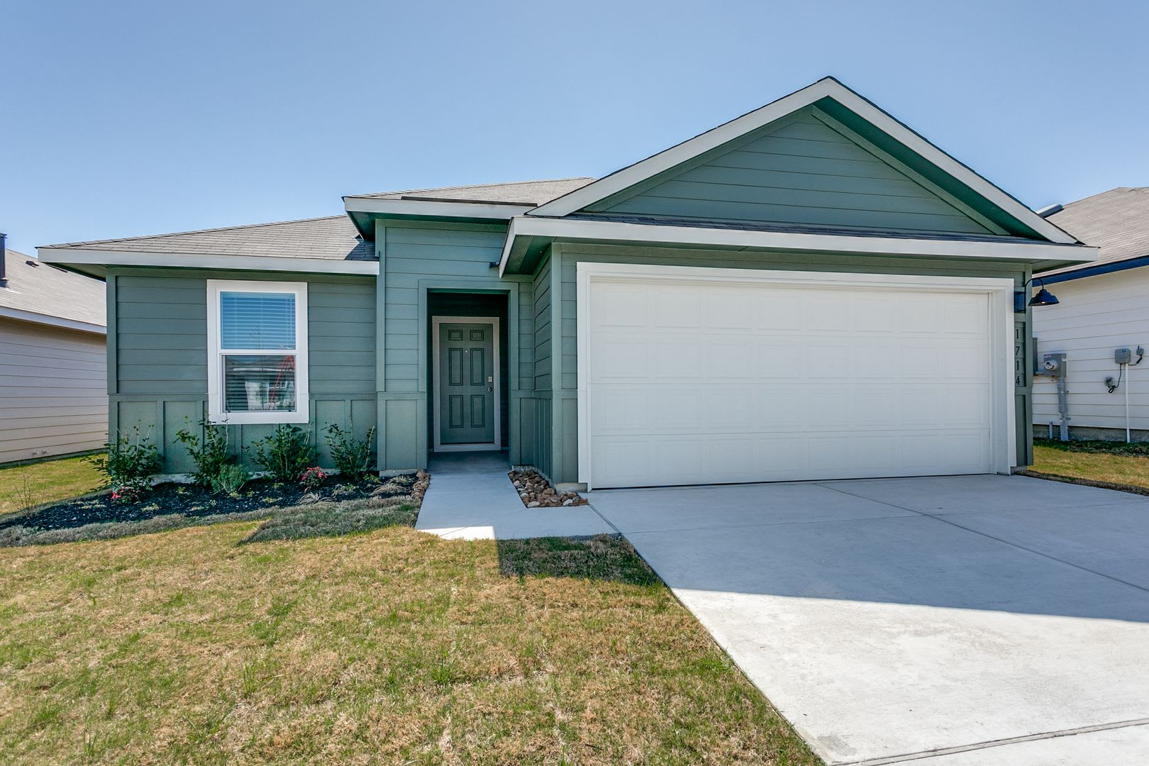 New Home For Lease 4 2 2 – photo 1