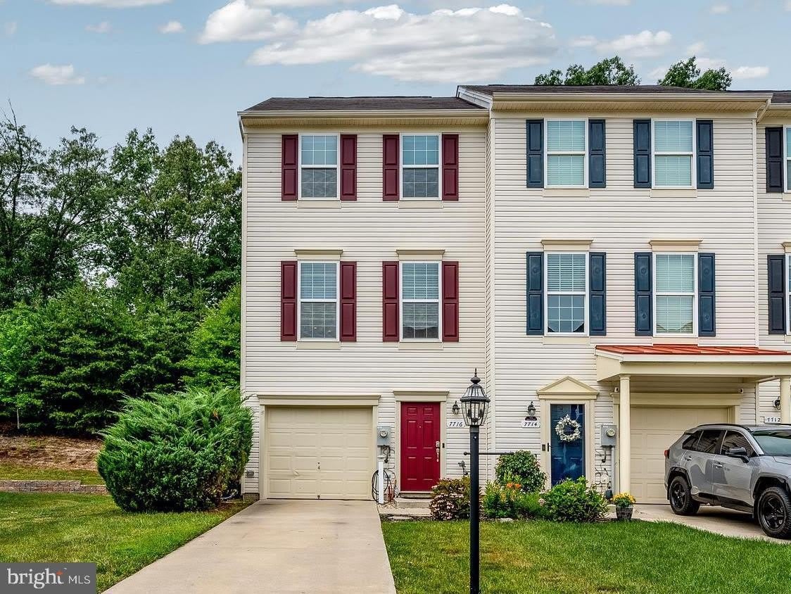 7716 TIMBERCROSS Lane – photo 1 of 22