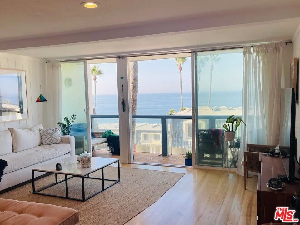 11954 Oceanaire Ln – photo 1 of 27