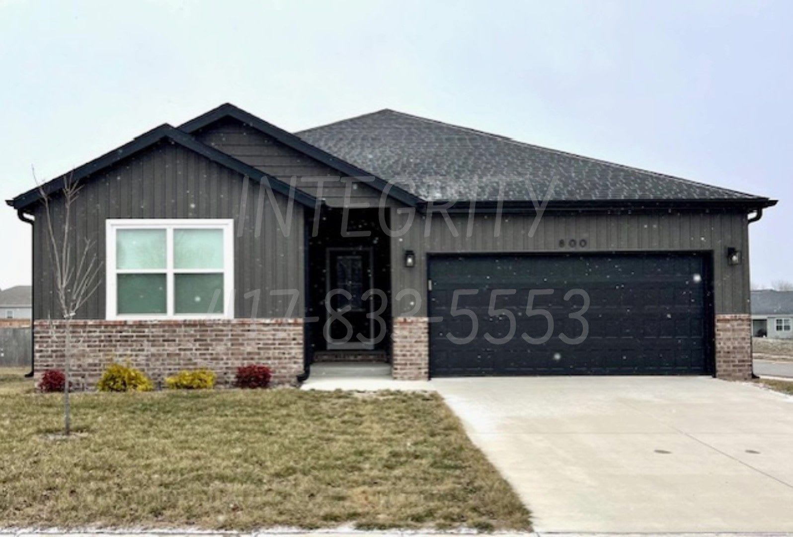 800 Hoffman Hills Blvd; Willard – photo 1 of 23