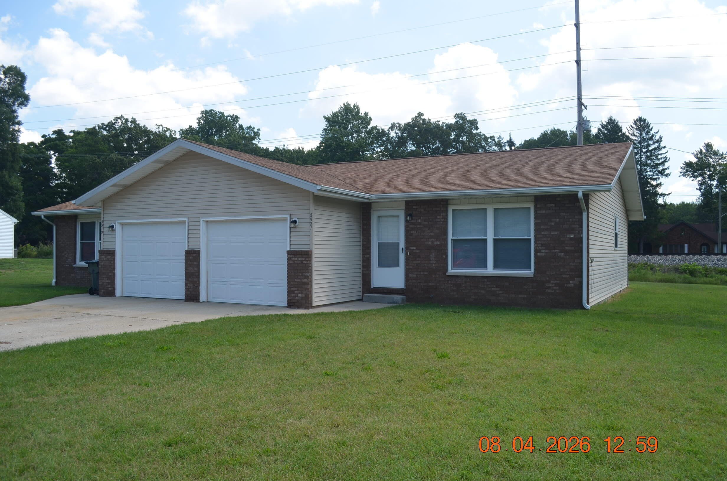 5521 E Karen Court – photo 1 of 17
