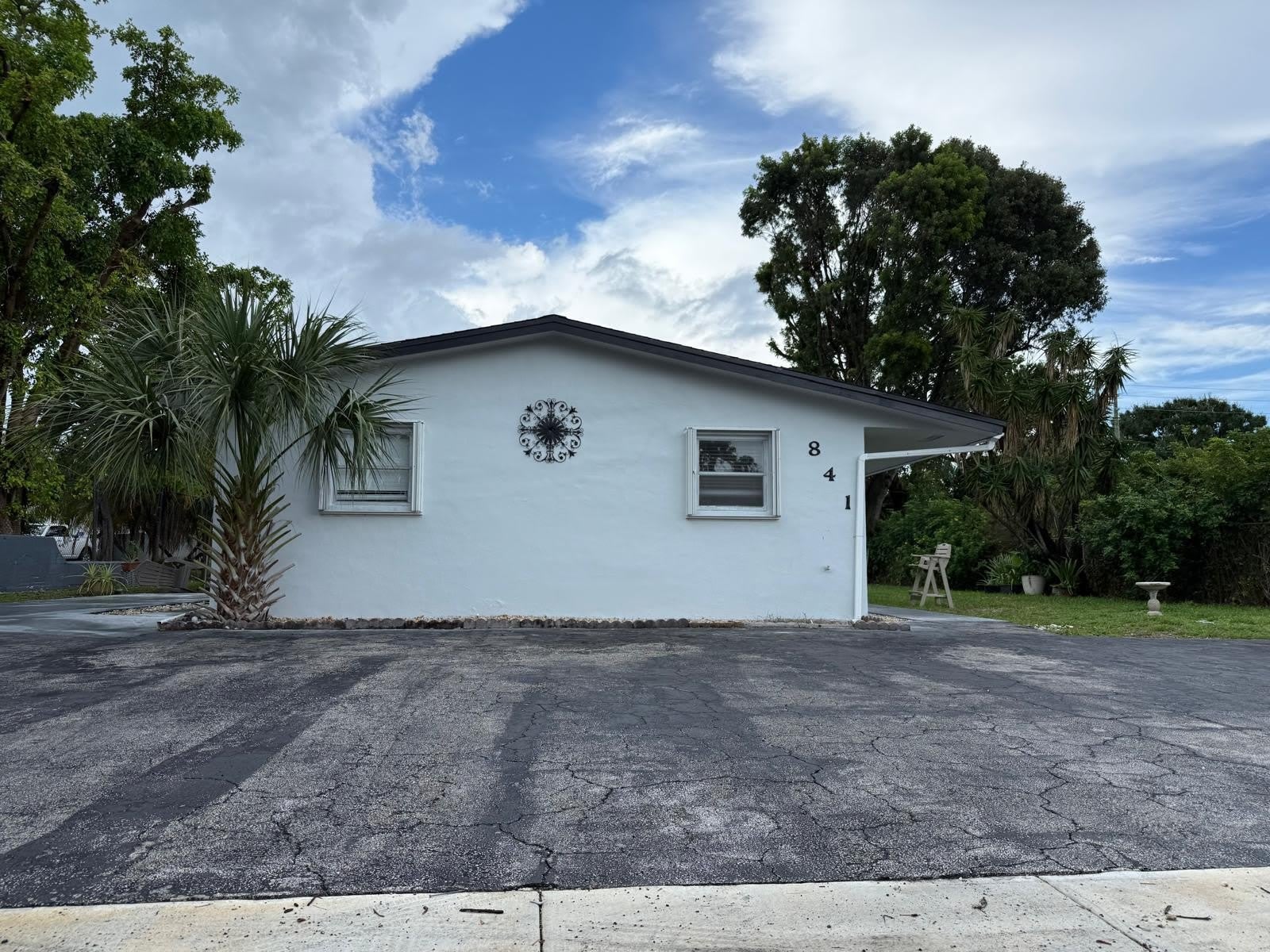 841 NW 39TH Street – photo 1 of 4