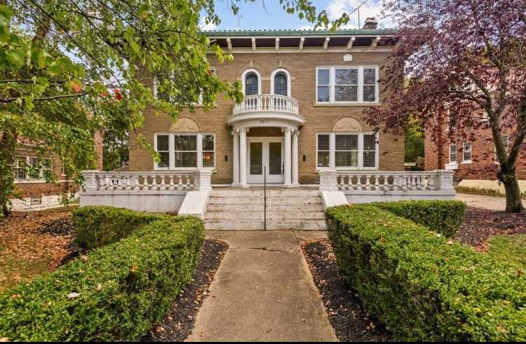 2817 Urwiler Ave – photo 1