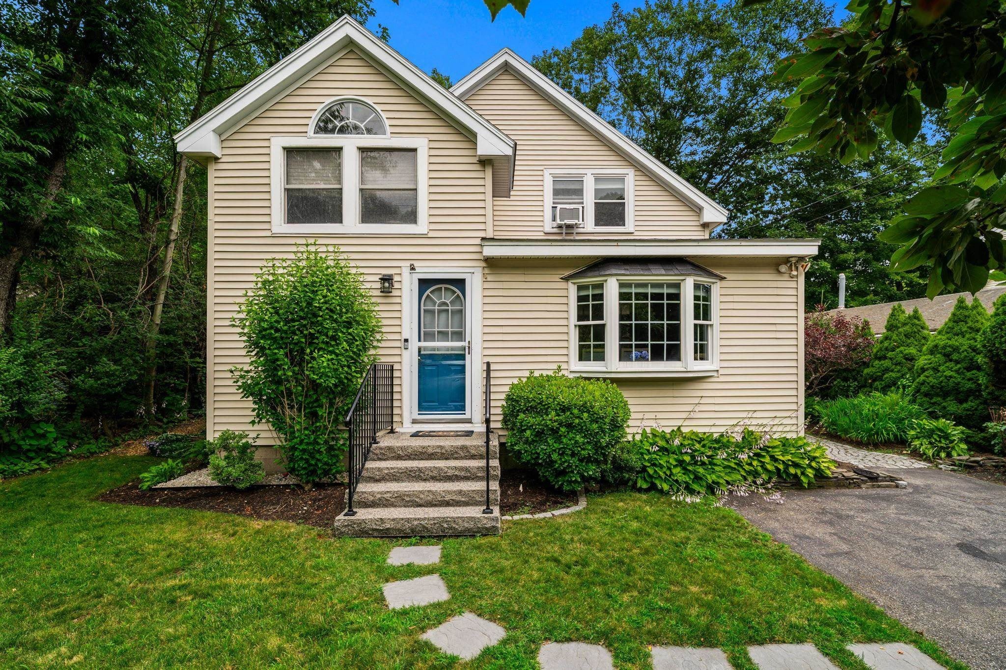 11 Pine Street – photo 1