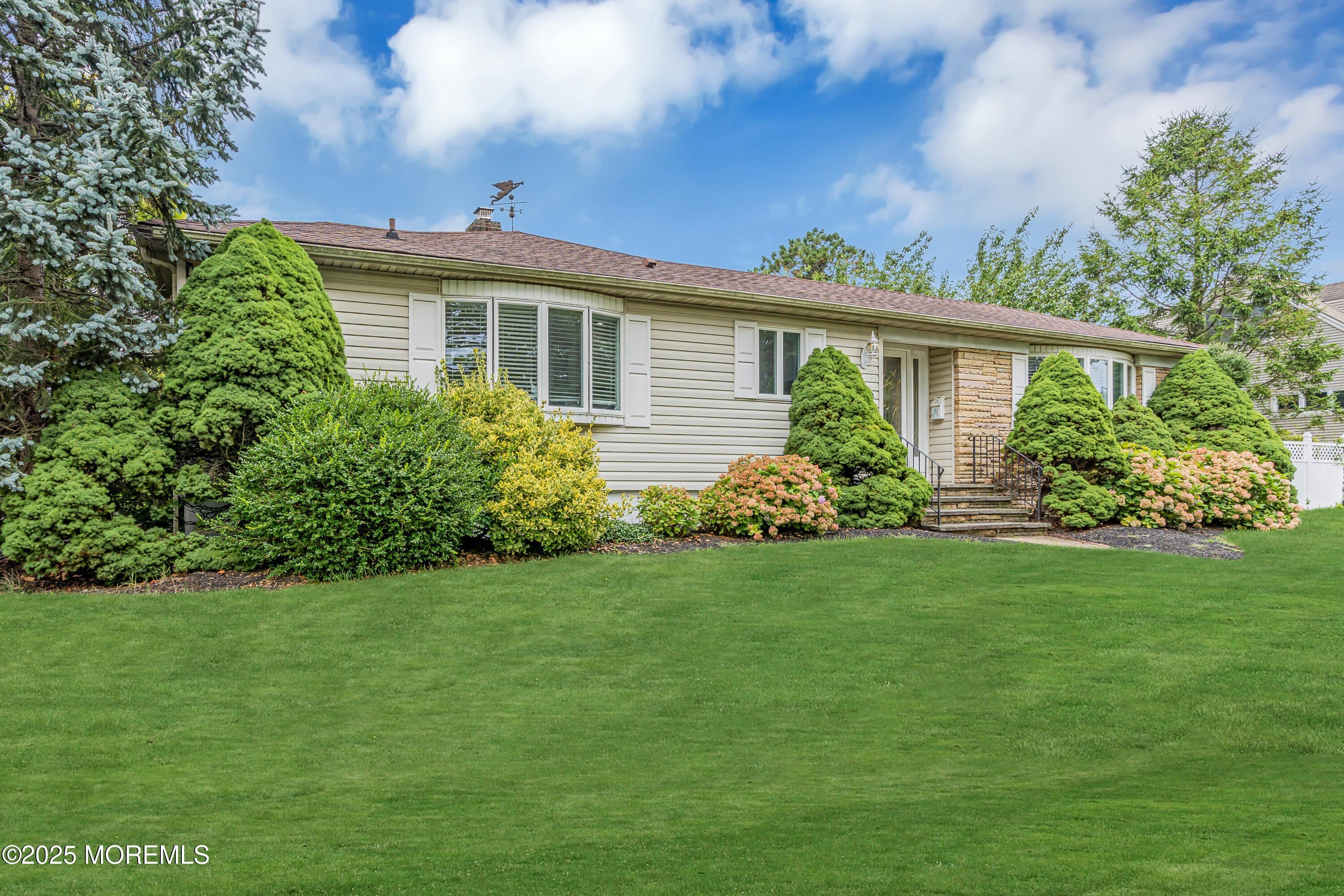 218 3Rd Avenue – photo 1