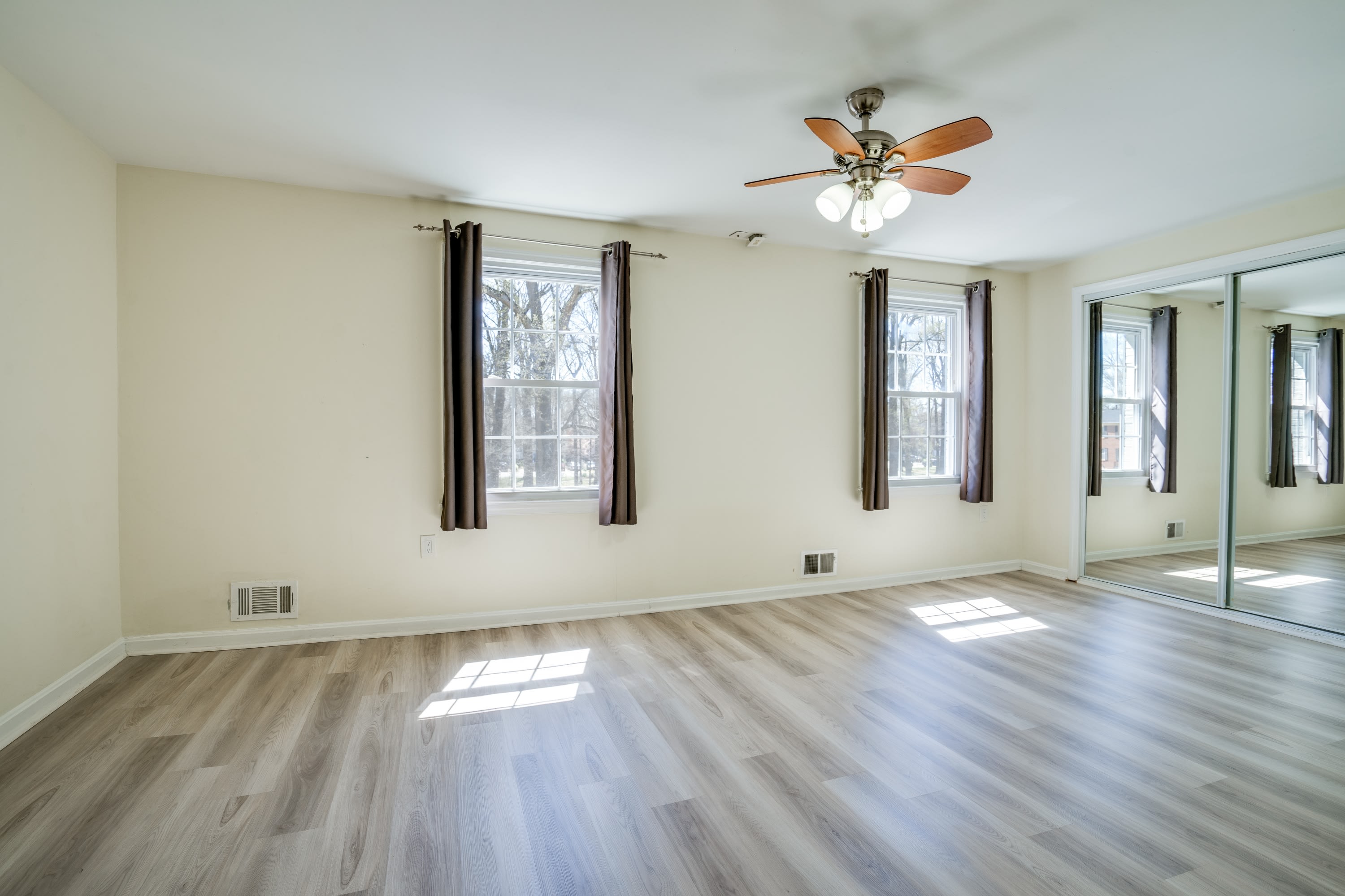 7913 Central Park Circle – photo 1 of 67