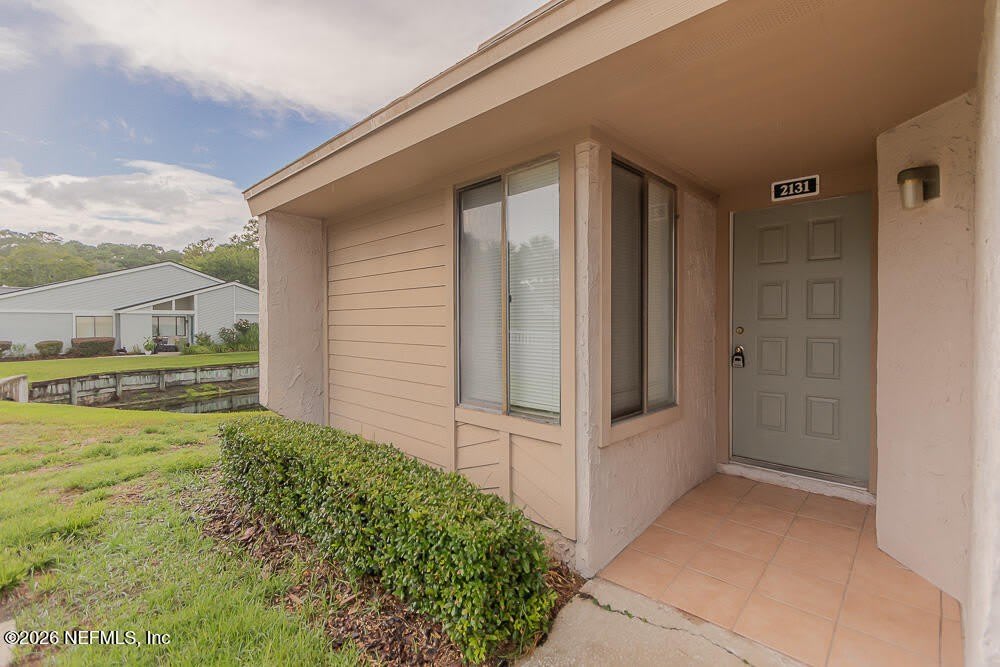 2131 SEA HAWK Drive – photo 1 of 28