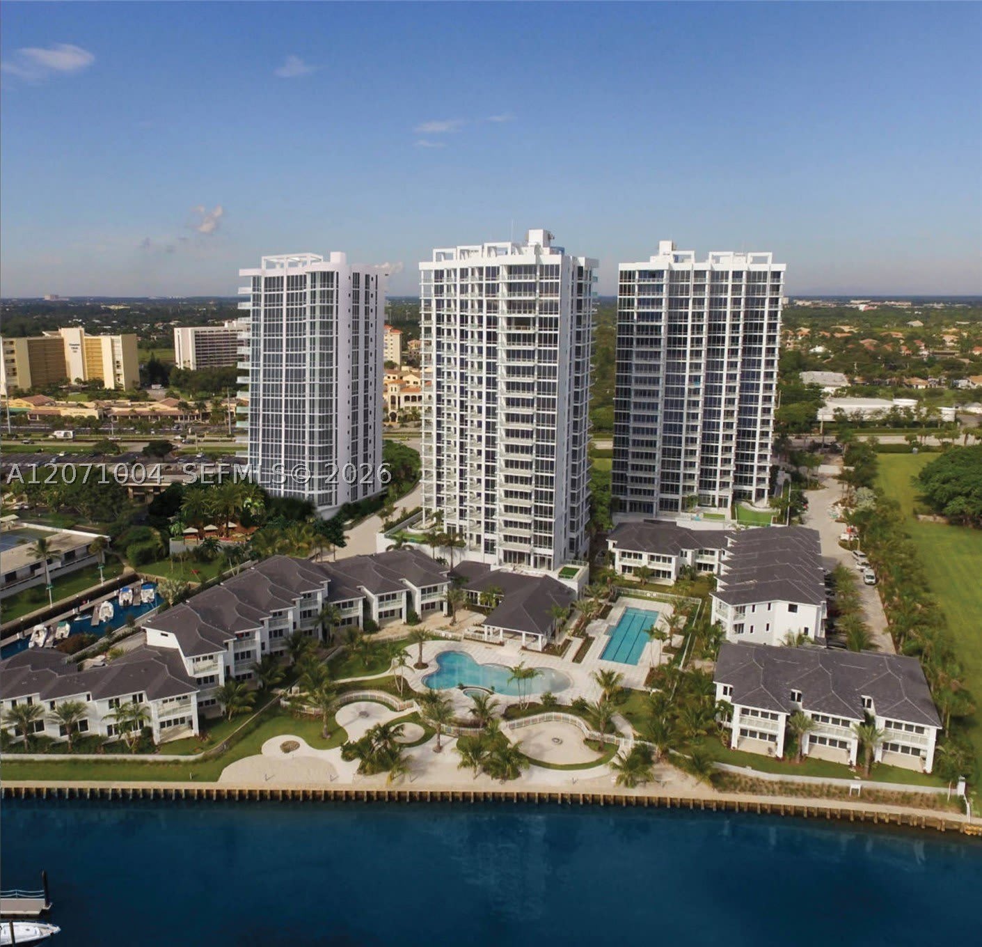 1 Water Club Way – photo 1