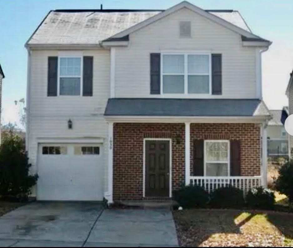 1050 Black Oak Drive – photo 1