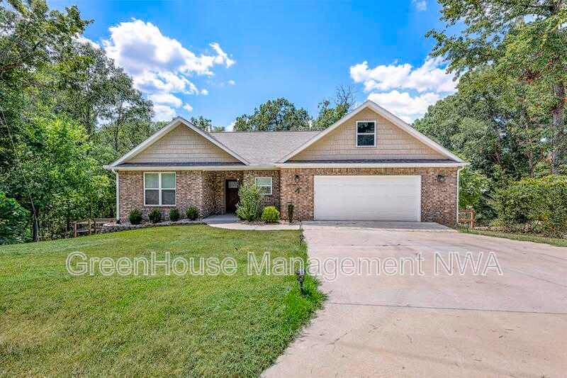 6 Lyneham Ln – photo 1