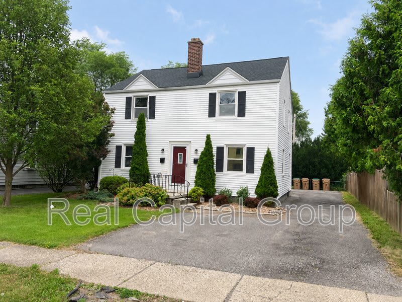 1 Virginia Rd – photo 1 of 13