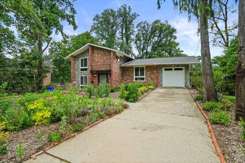 6428 Earlham Dr – photo 1
