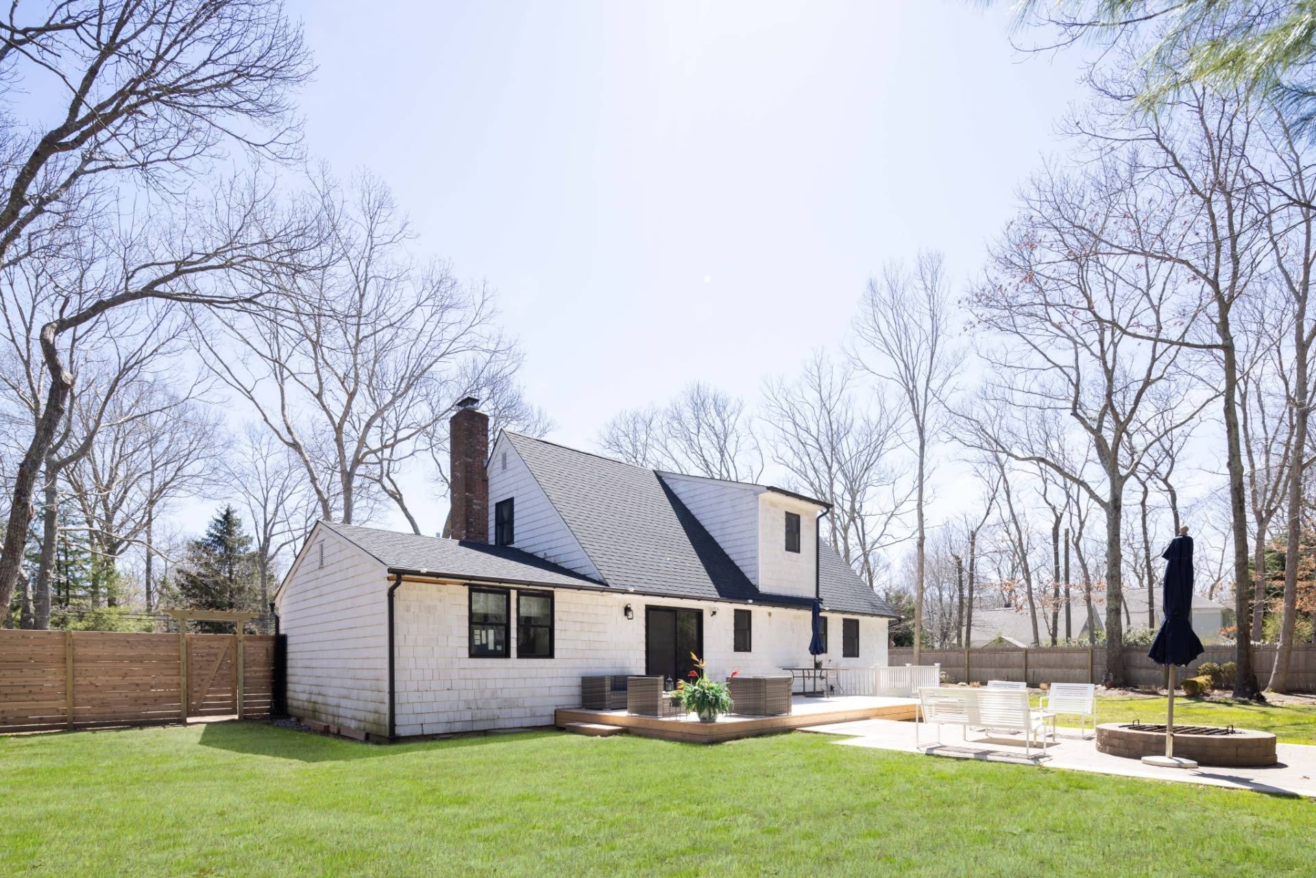 41 CLINTON ST – photo 1 of 16