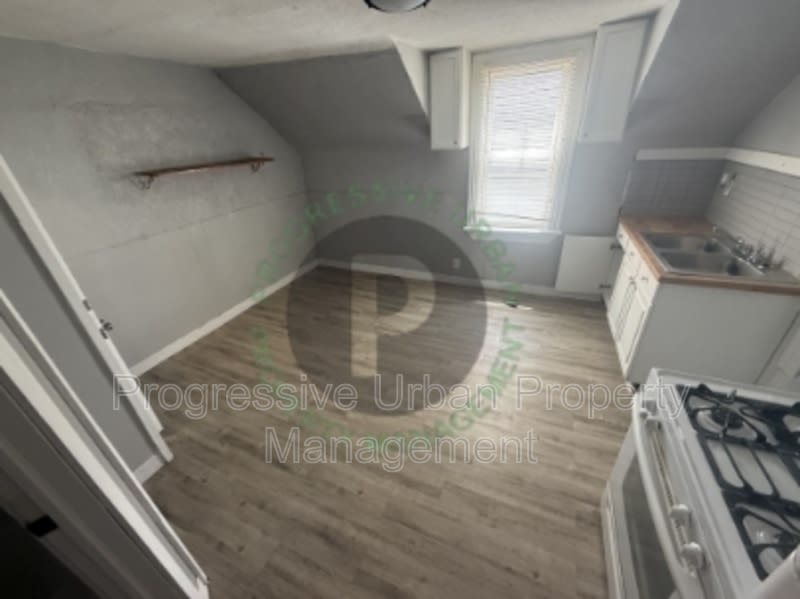 4067 East 57th Street – photo 1