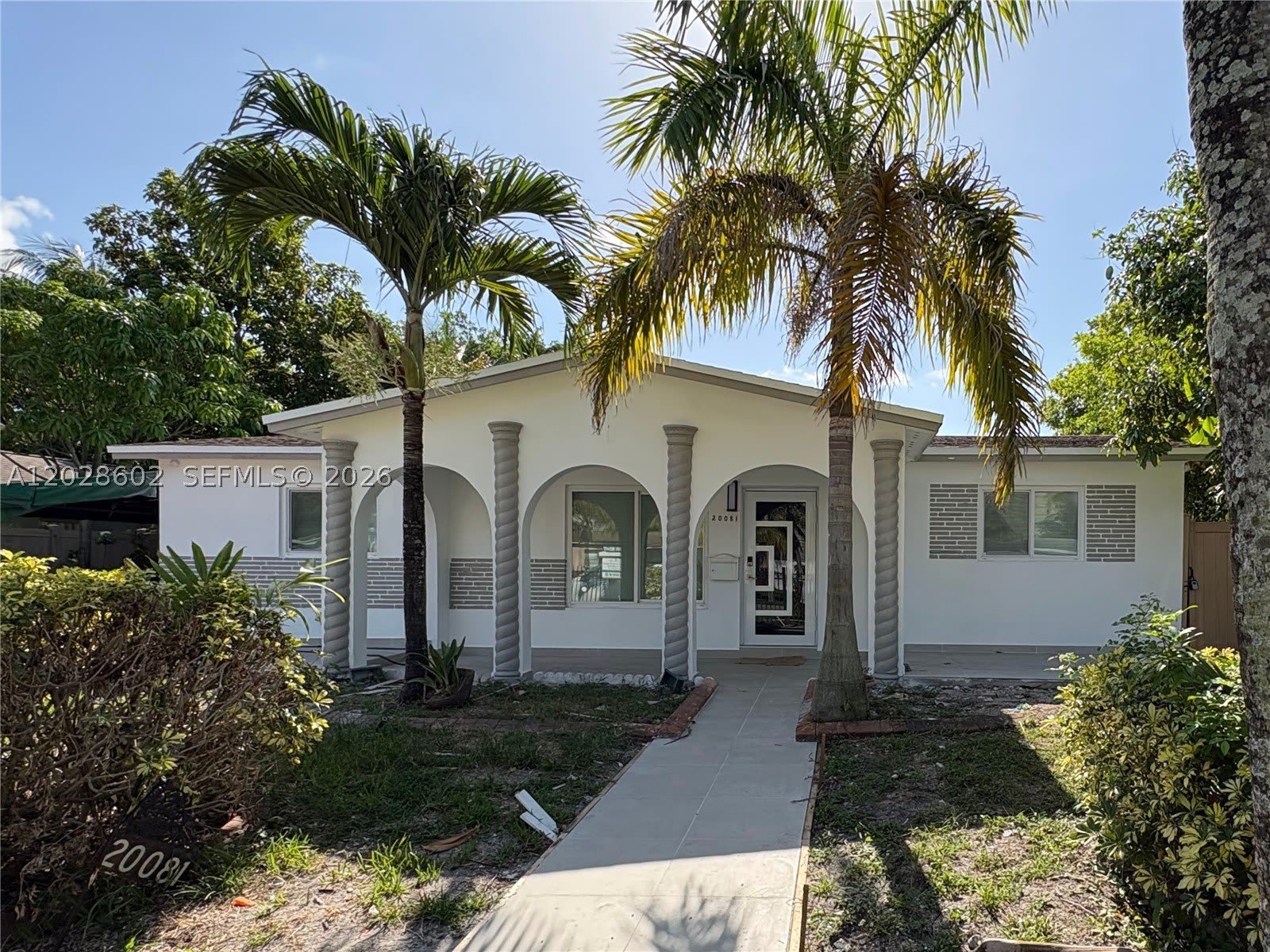20081 NW 15th Ave – photo 1