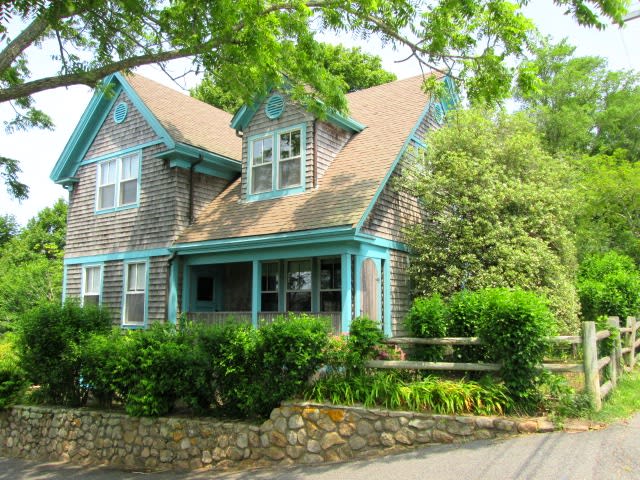 58 School St – photo 1 of 14