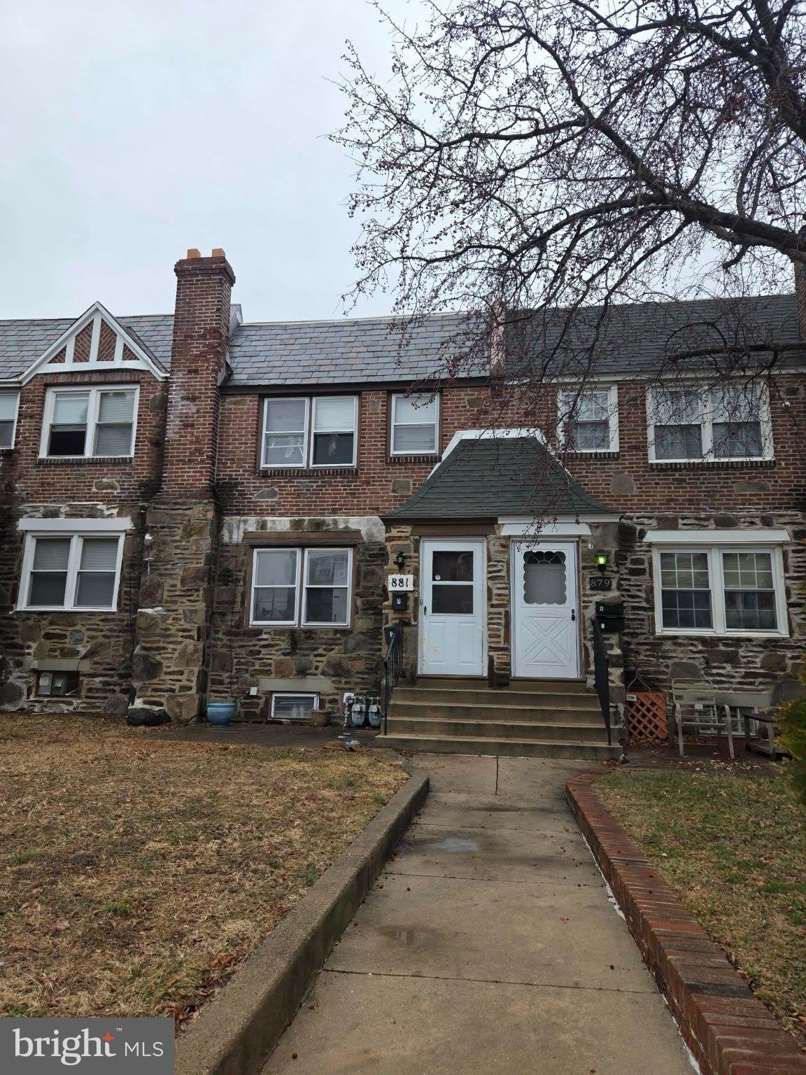 881 WINDERMERE Avenue – photo 1 of 14