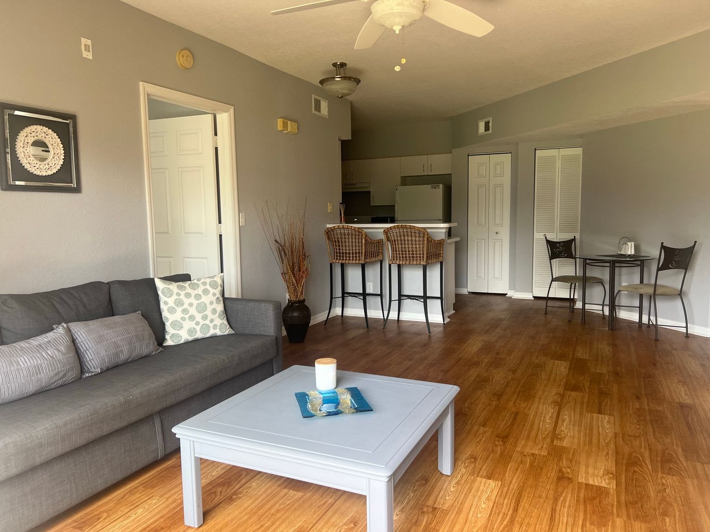 Very Reasonable Rate Fully Furnished Lovely Furnished 2 Bed 2 Bath Ground Floor Seasonal – photo 1