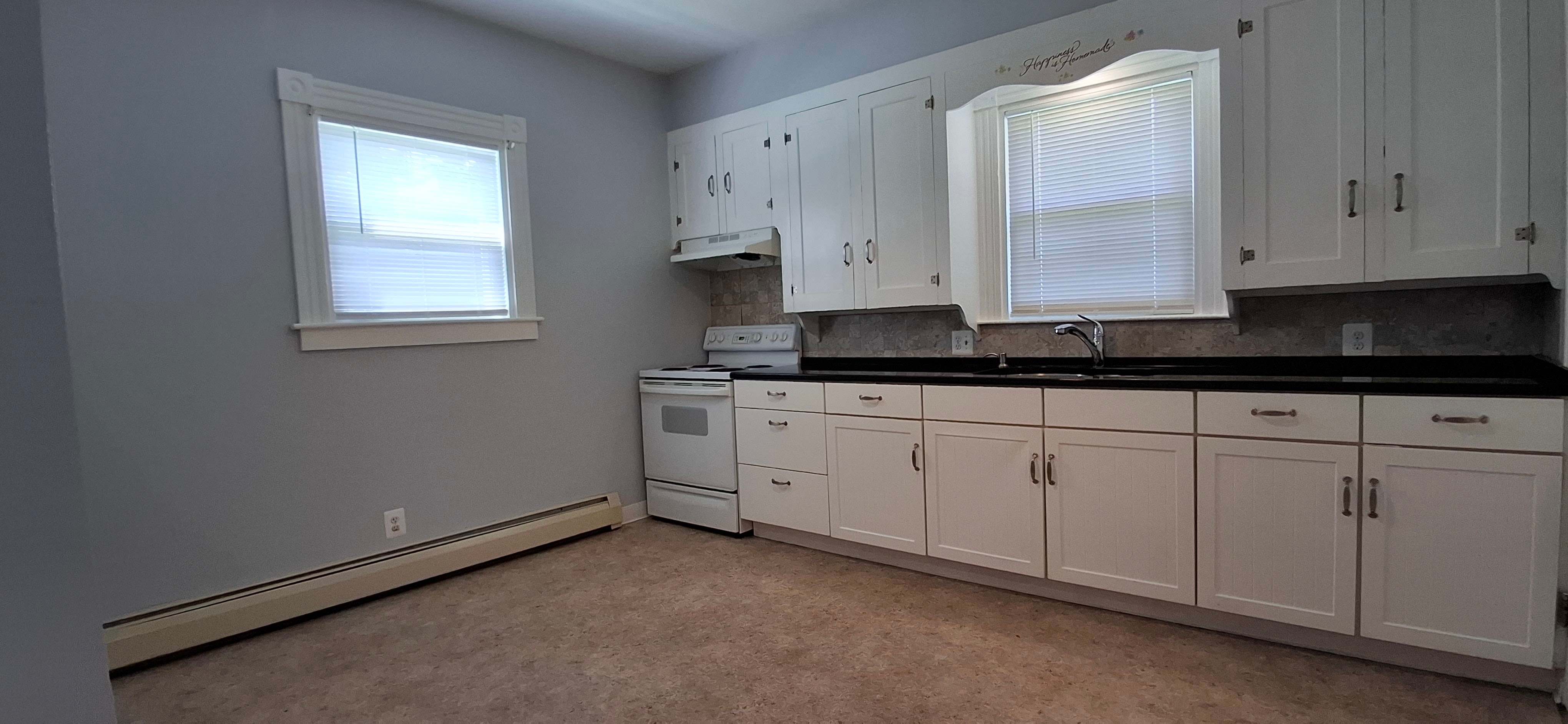 17 Middleboro Rd – photo 1 of 220