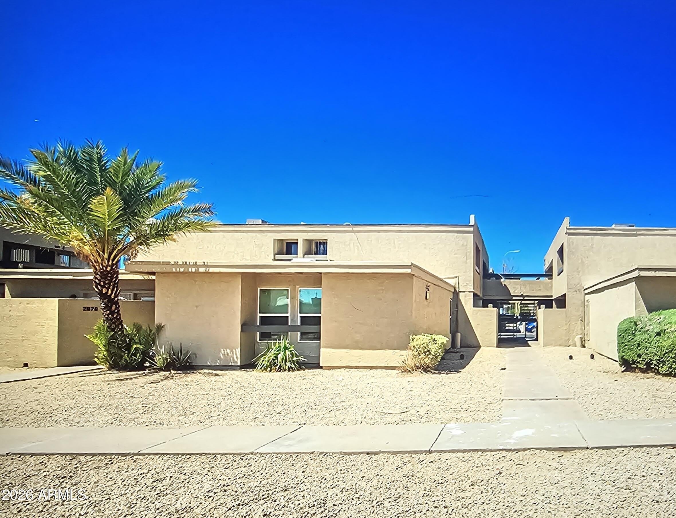 2684 N 43RD Avenue – photo 1
