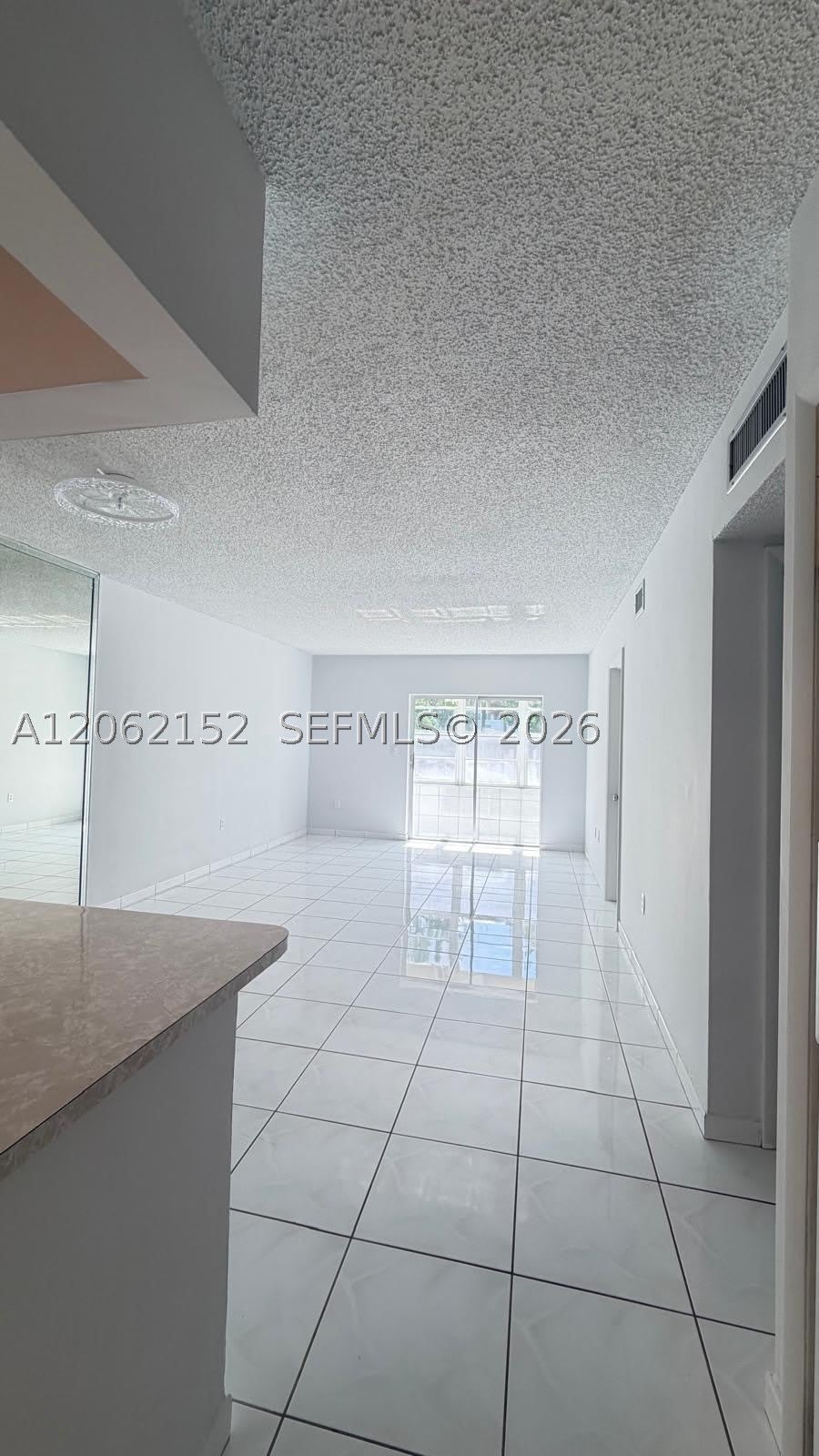 120 Royal Palm Rd – photo 1 of 19
