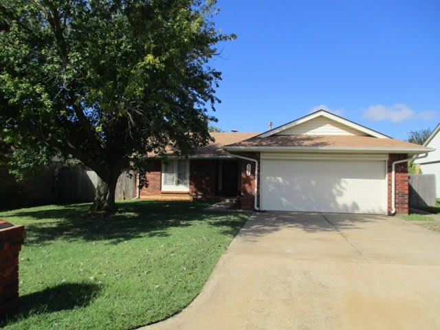 301 N Morgan Dr – photo 1 of 57