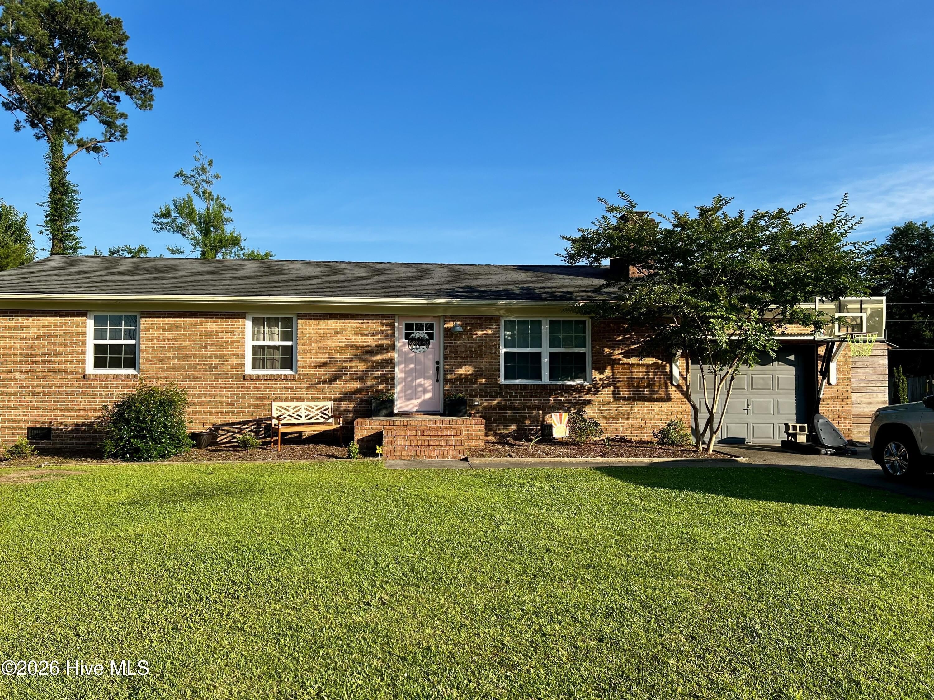 218 Dogwood Street – photo 1