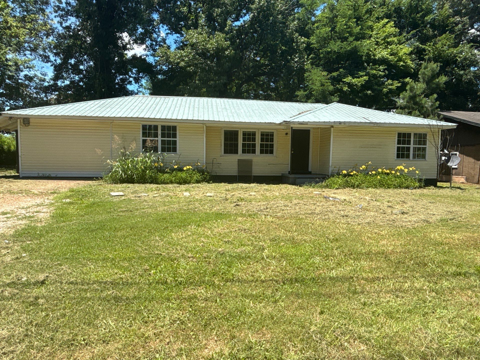 2421 Mount Carmel Road – photo 1 of 14