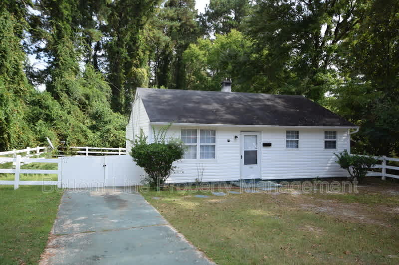1261 Thelbert Dr – photo 1