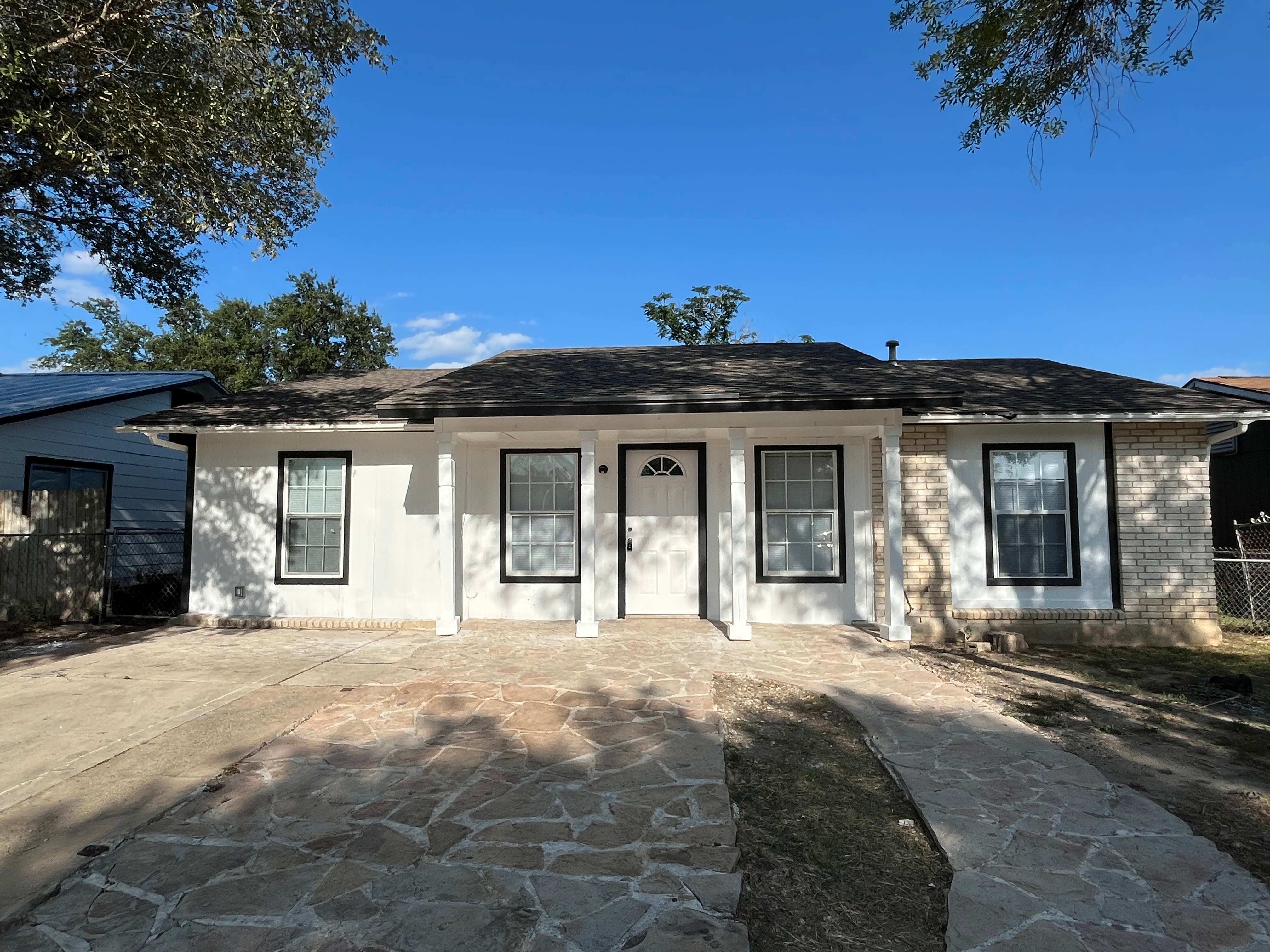 5346 War Horse Drive – photo 1