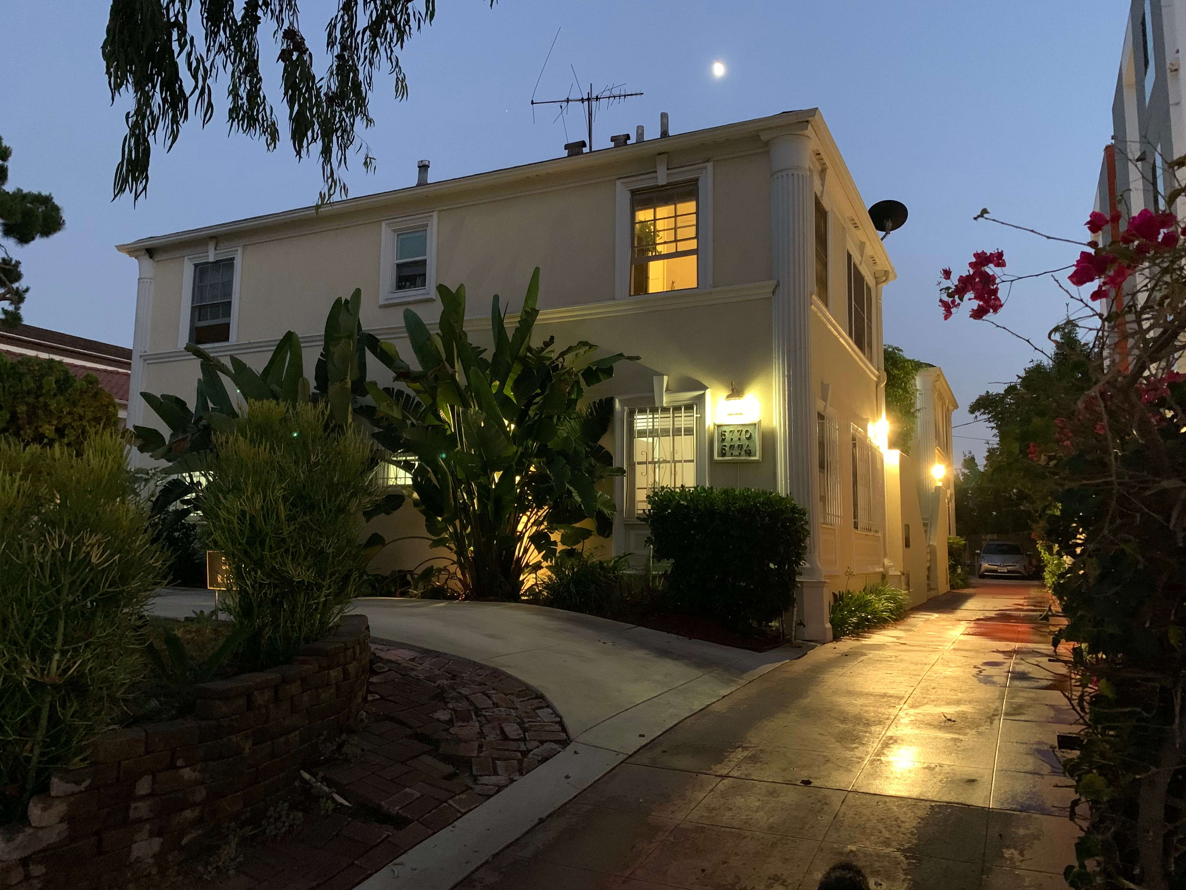 5770 West Olympic Boulevard – photo 1