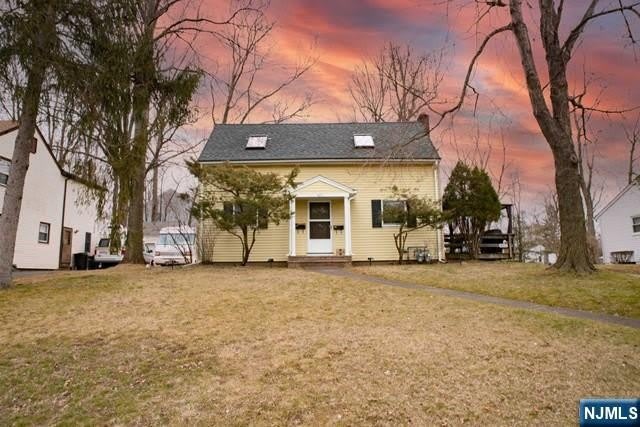 415 Demarest Avenue – photo 1 of 10