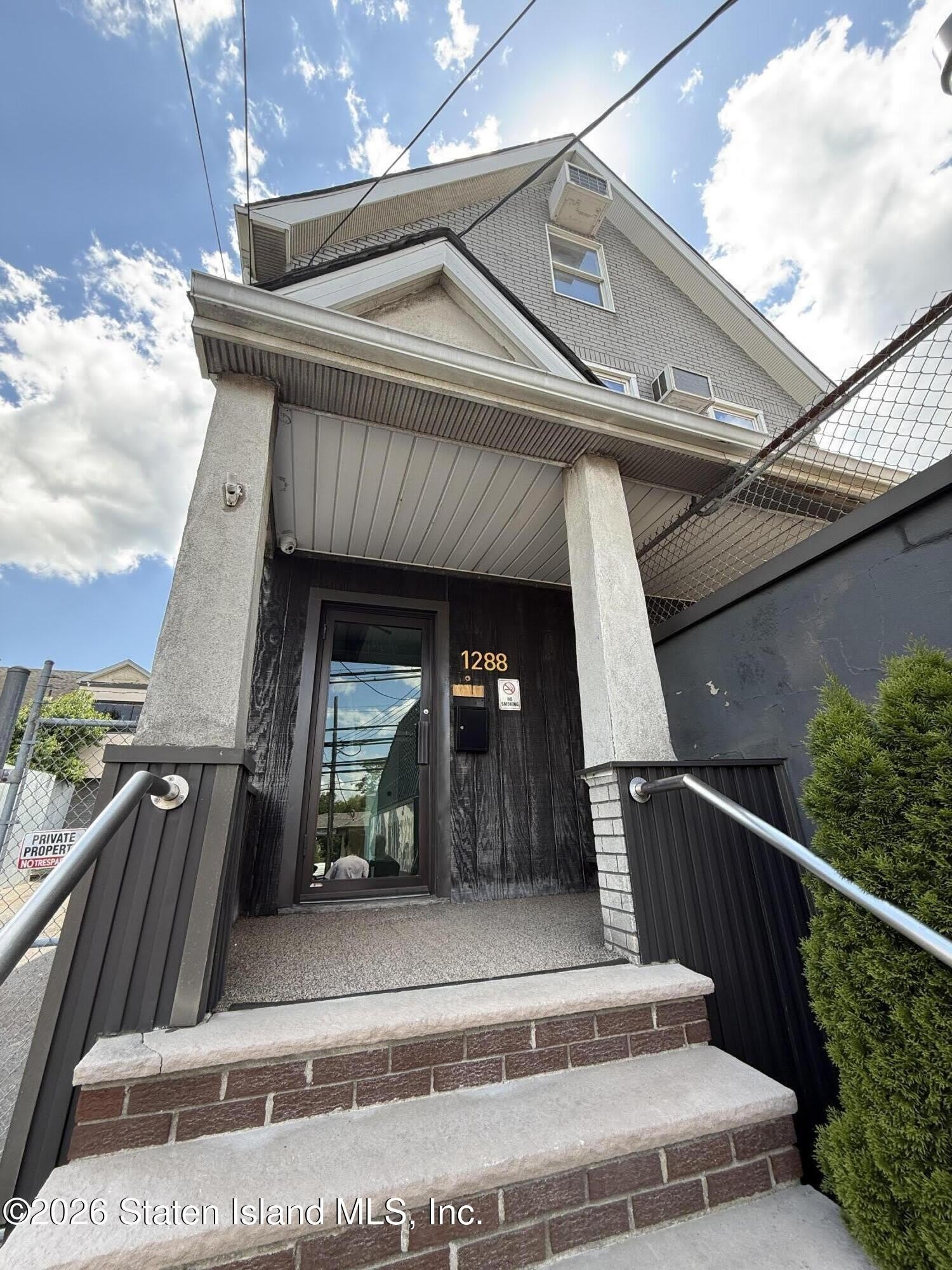 1288 Forest Avenue – photo 1 of 10