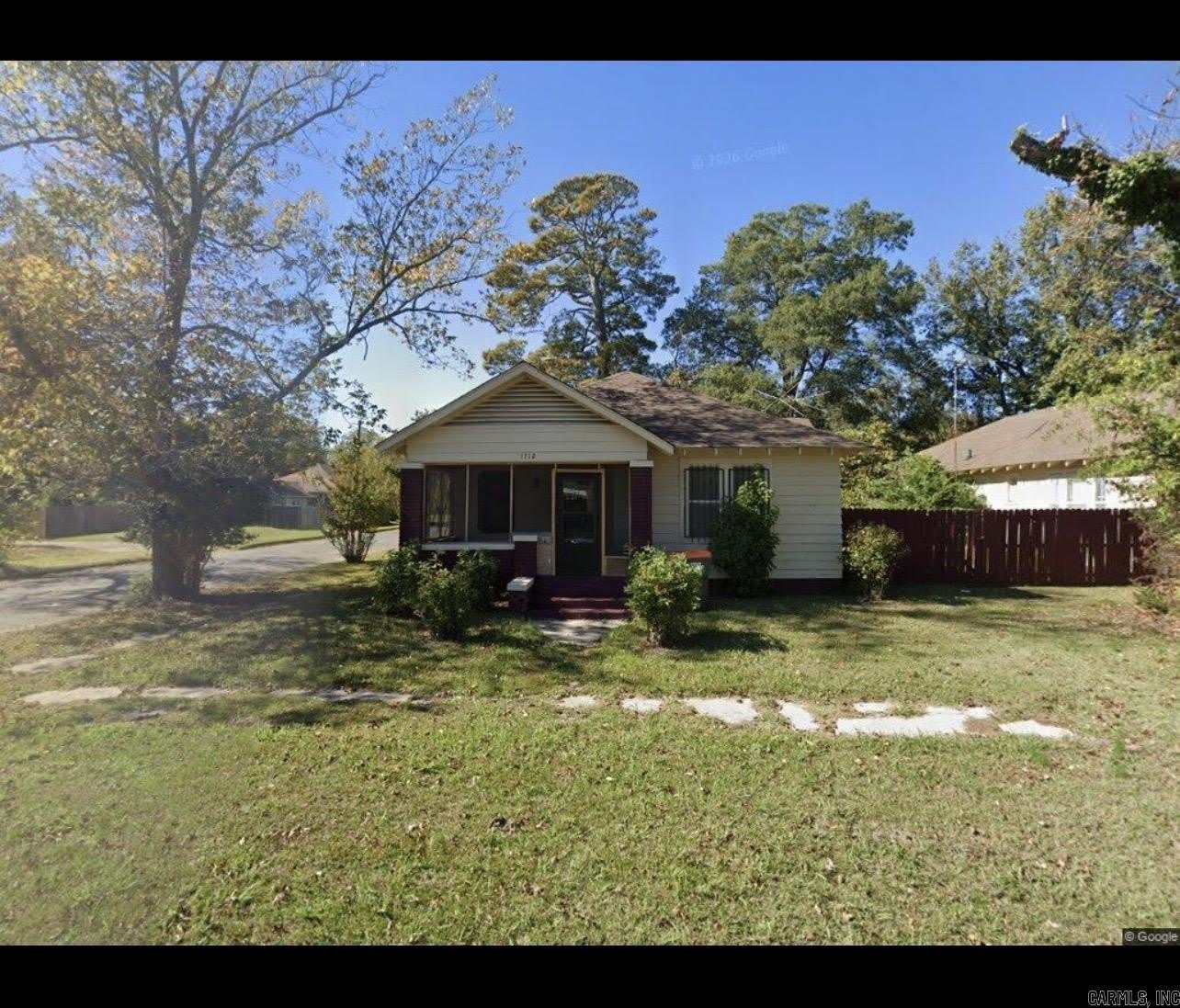 1712 S Elm Street – photo 1