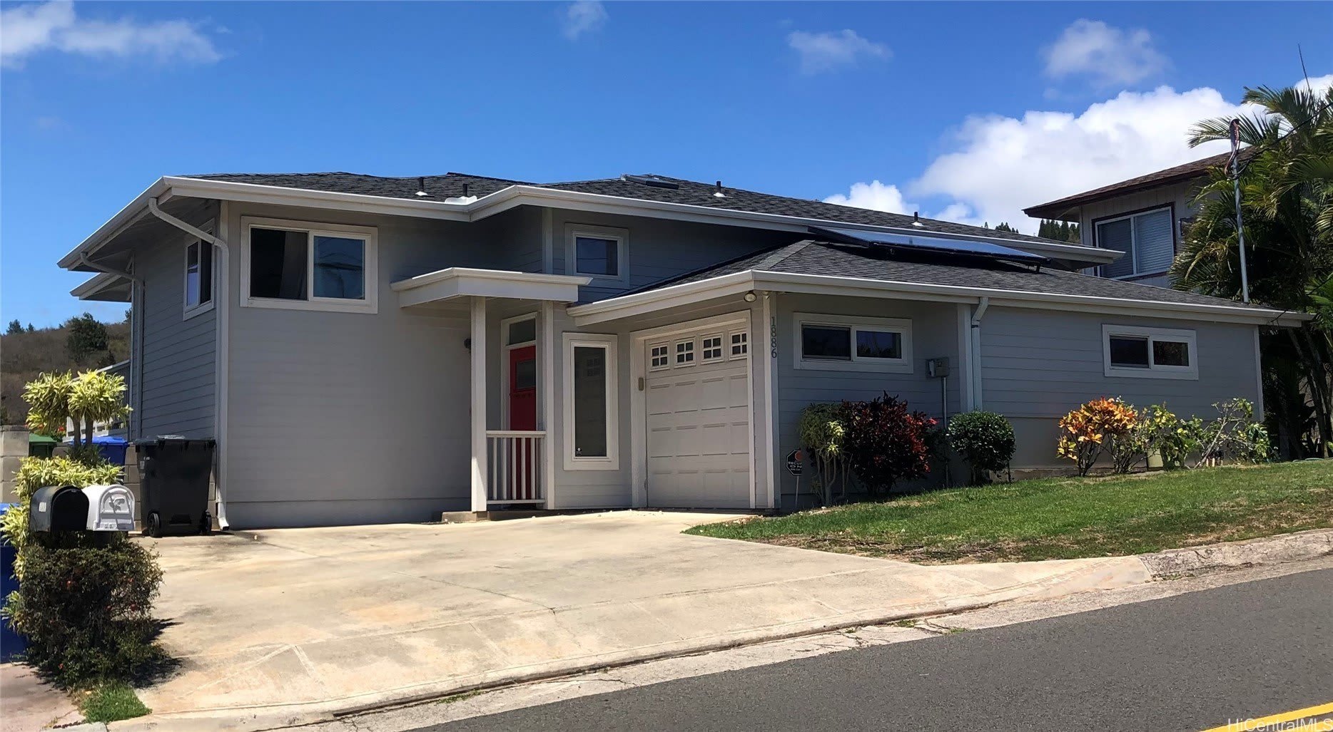 1886 St Louis Drive – photo 1 of 25