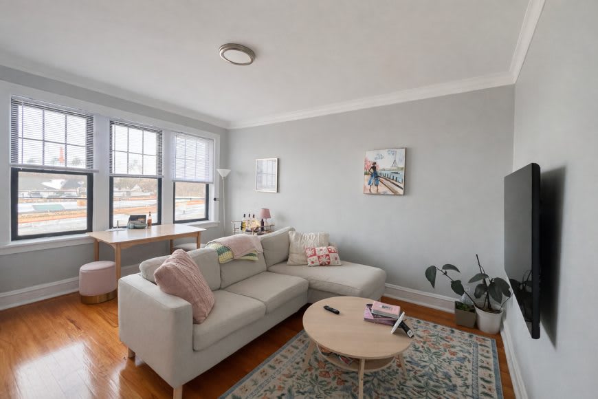 2344 West Addison – photo 1