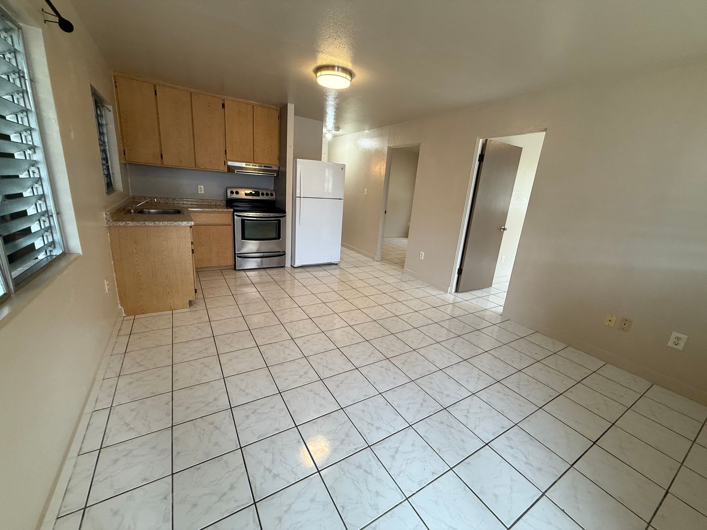 For Rent – photo 1 of 10