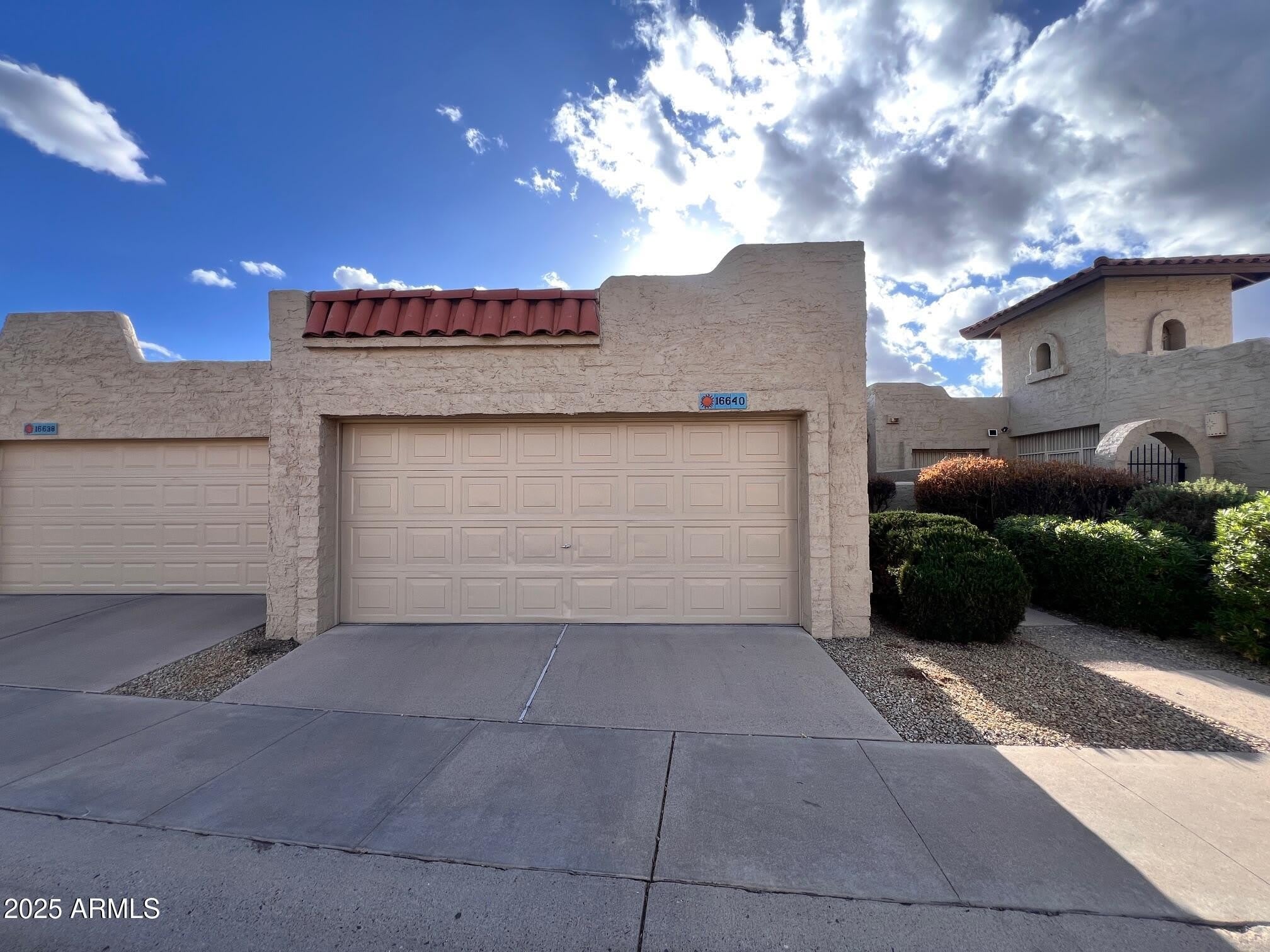 16640 N 29Th Drive – photo 1