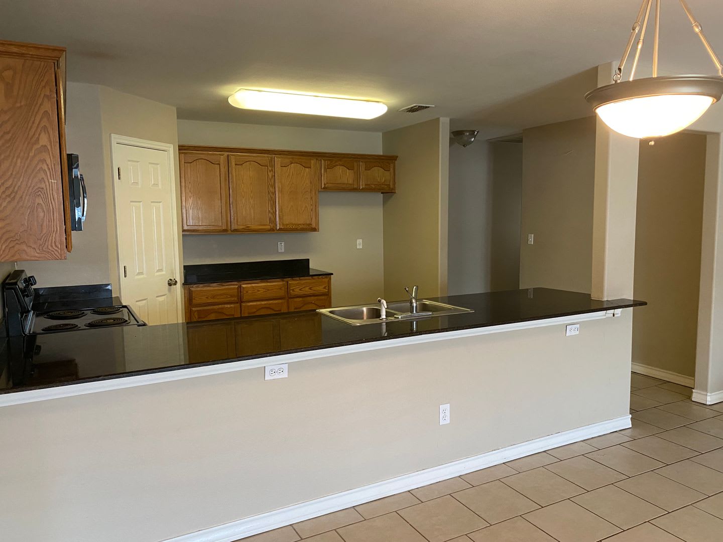 Ridgeway Townhomes, 2 bedroom, 2 baths – photo 1