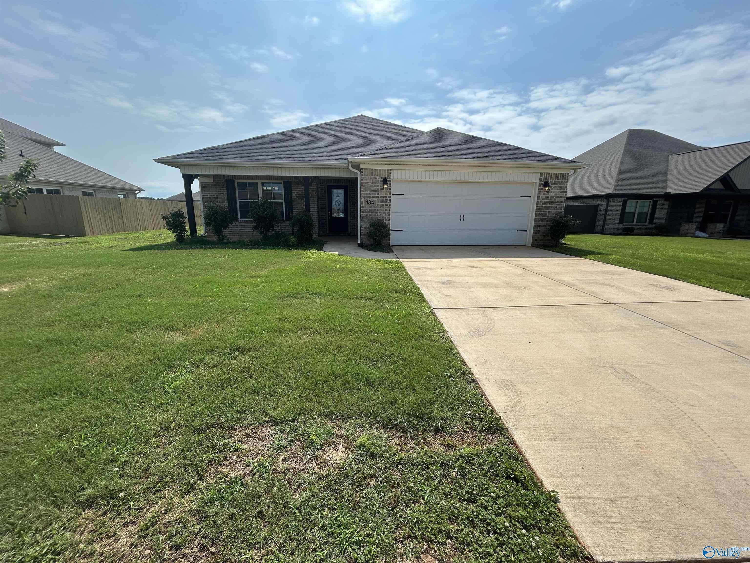 134 Wilcot Road – photo 1 of 35