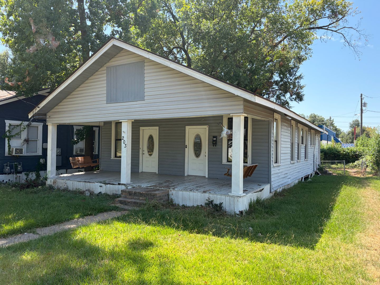 2 Bedroom Home In Highland – photo 1