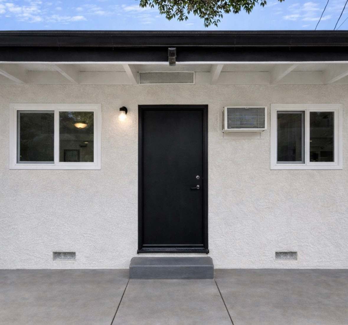 11754 Jones St – photo 1 of 5