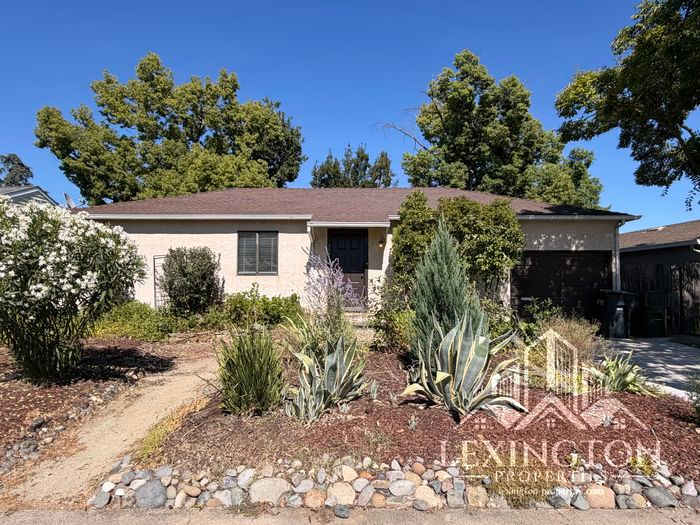 3561 David Way – photo 1