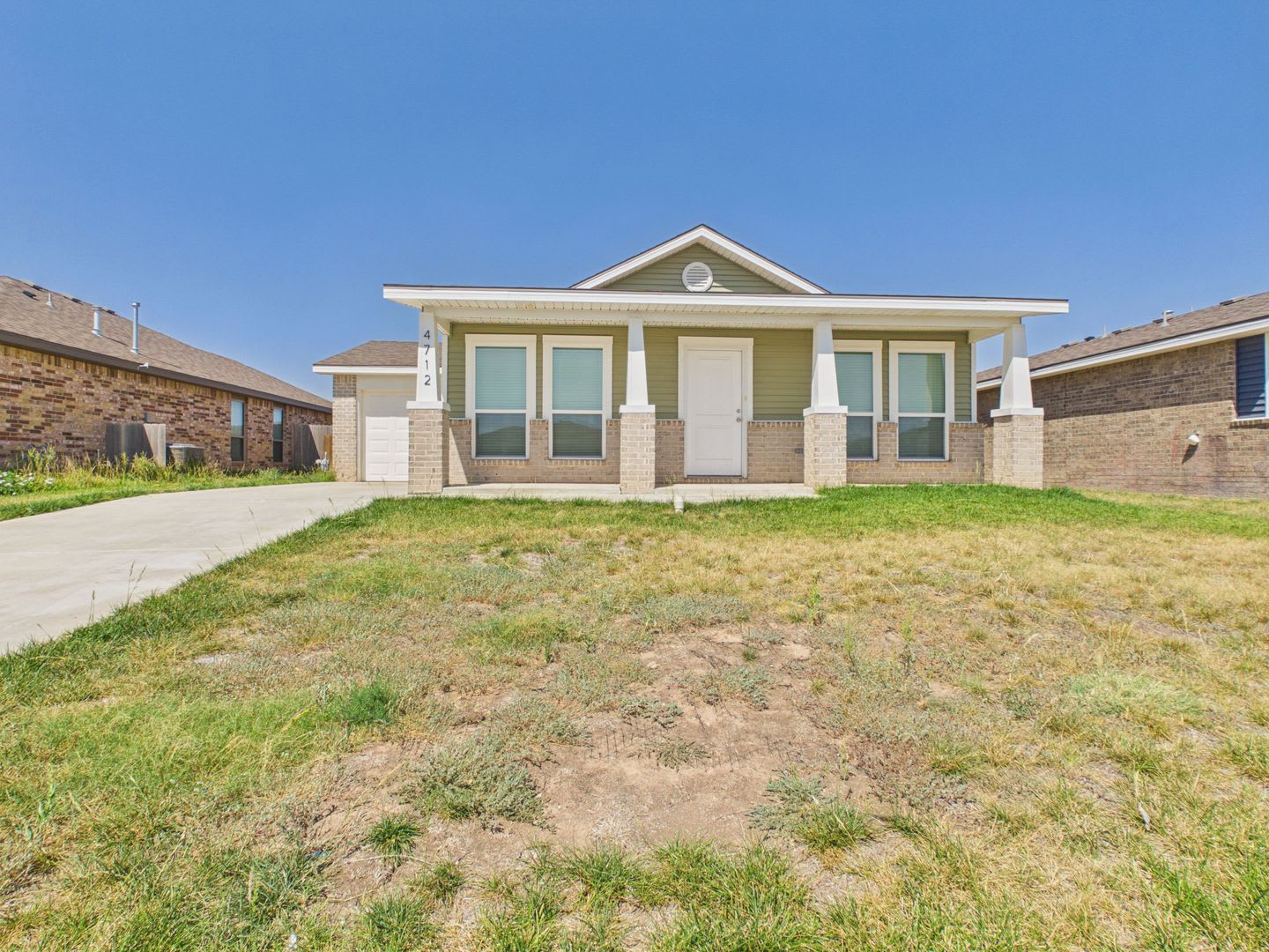 4712 Hinson Street – photo 1