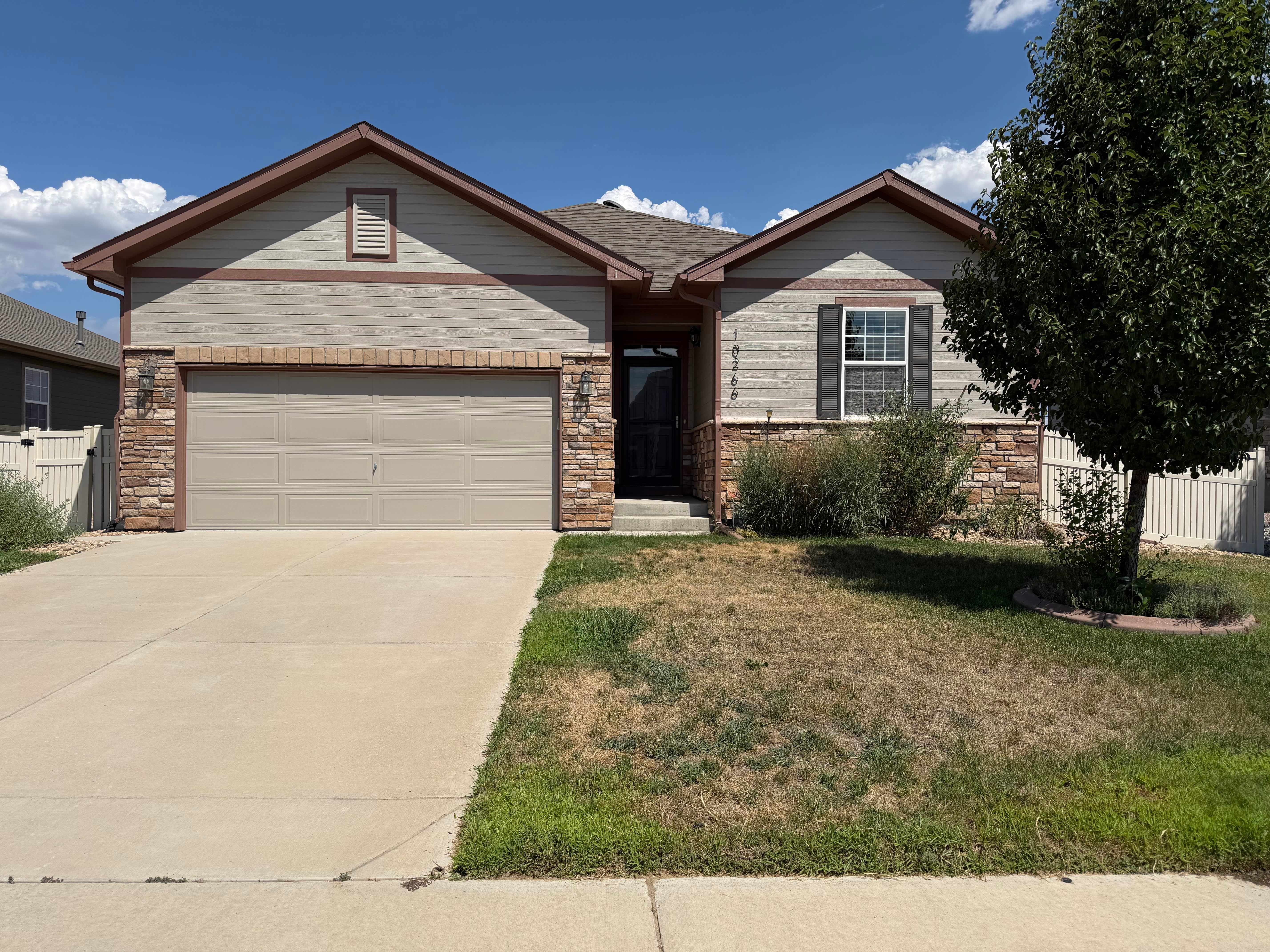 10266 Stagecoach Ave – photo 1 of 87
