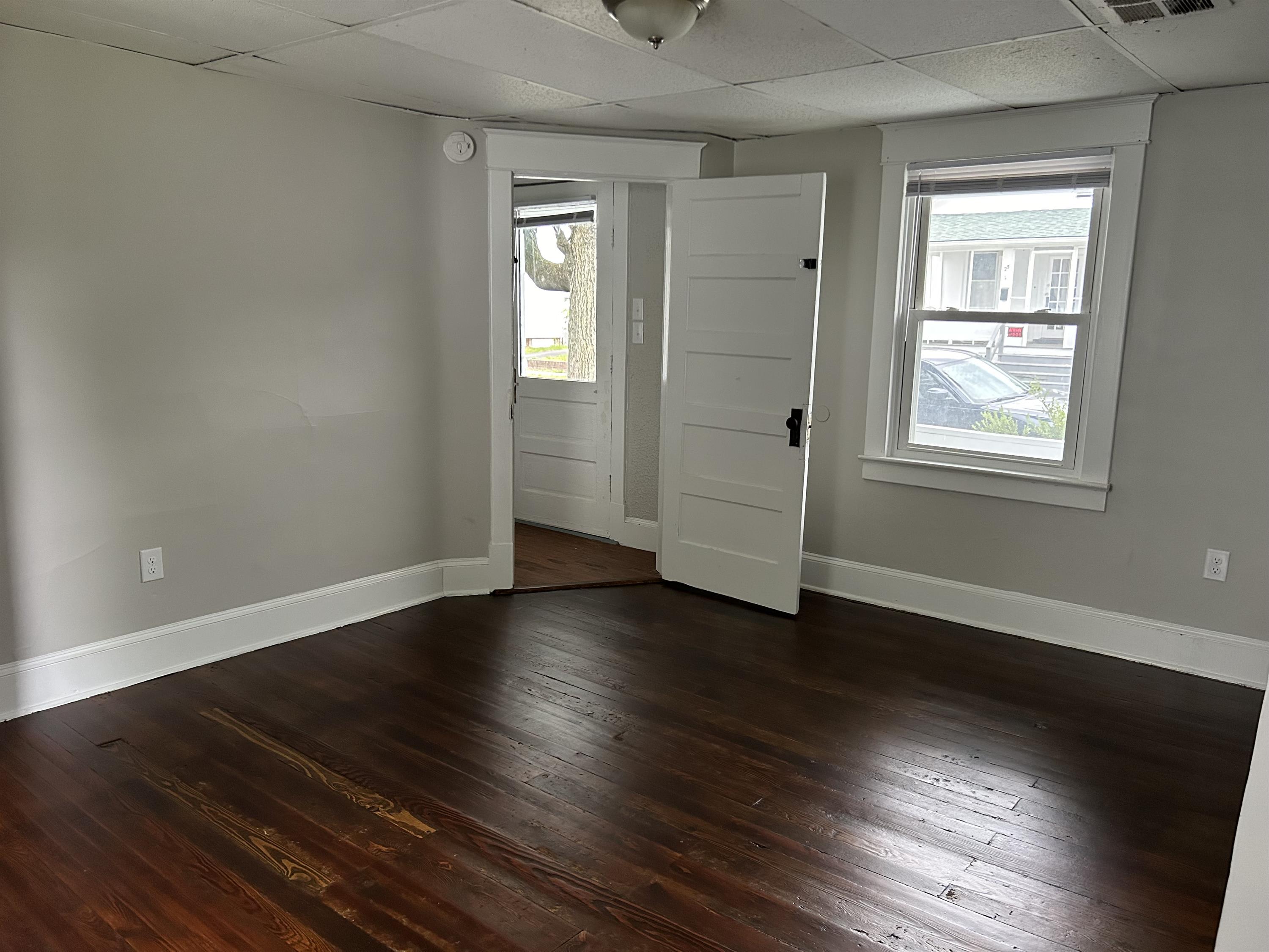 26 Jackson Ave – photo 1 of 112