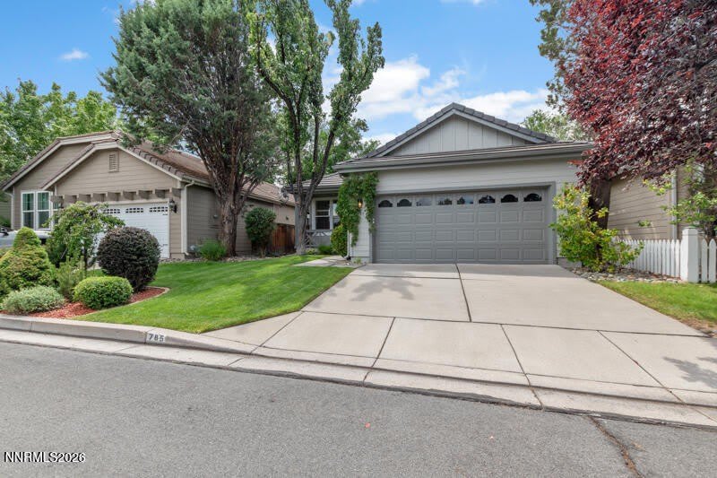 785 Caughlin Crossing – photo 1